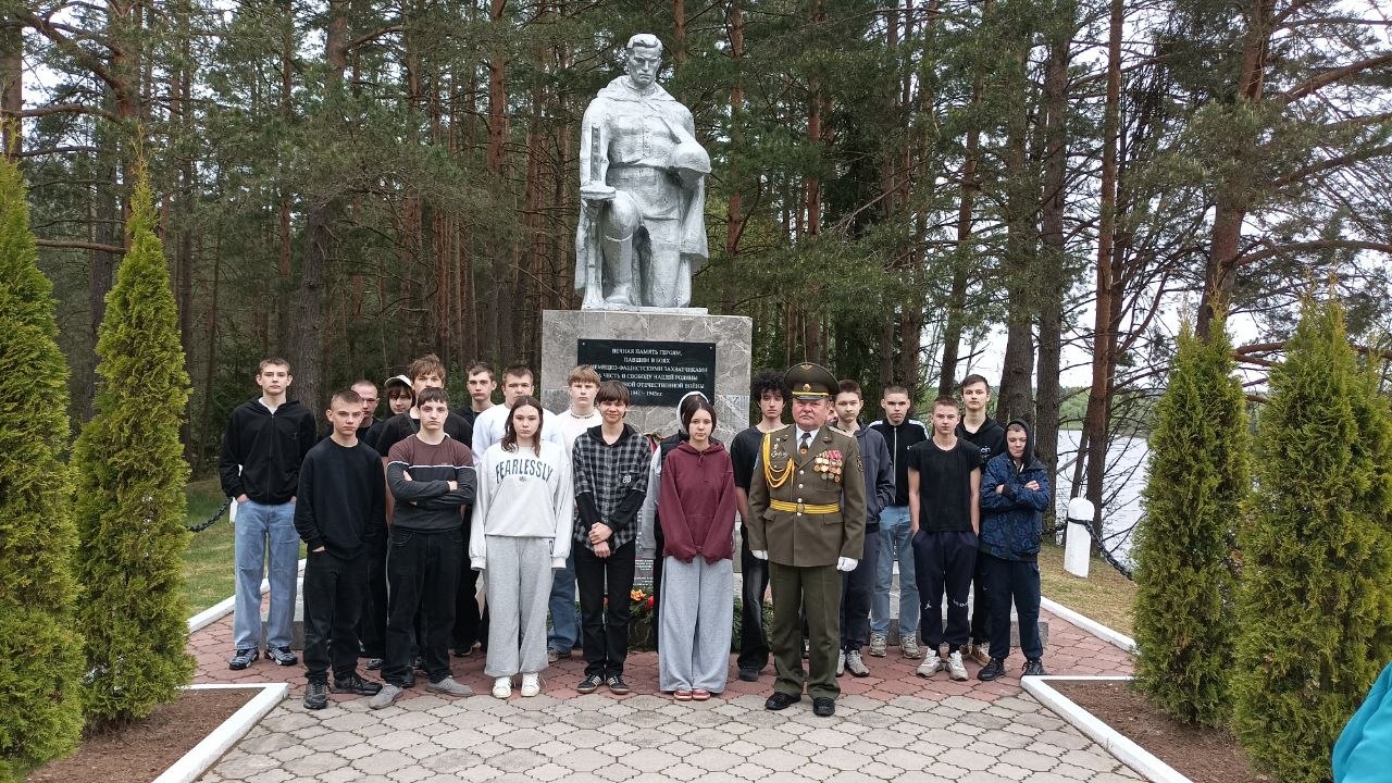 Память в наших сердцах: в Улле прошел торжественный митинг ко Дню Победы